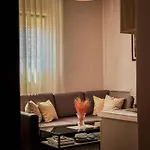 Apartment Seasons - Free Parking & Center Shkoder