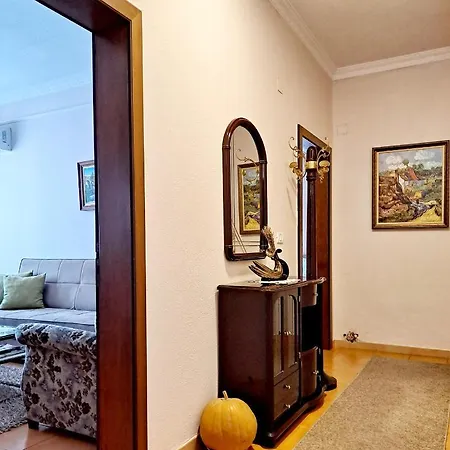 Appartement Seasons - Free Parking & Center