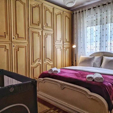 Seasons - Free Parking & Center Apartamento *
