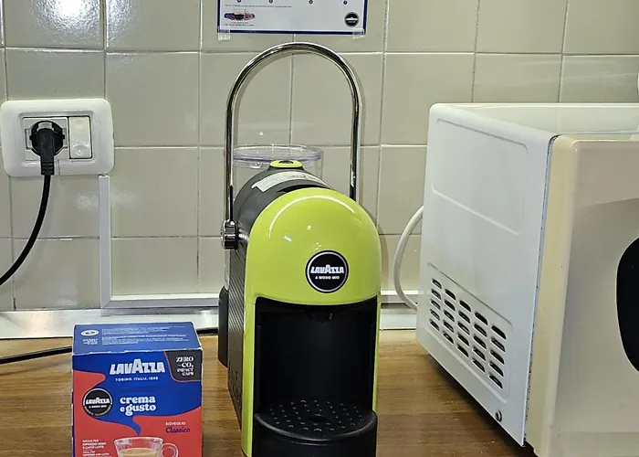 Seasons - Free Parking & Center * Shkodër