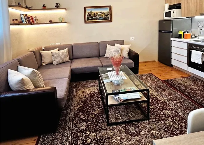 Seasons - Free Parking & Center * Szkodra